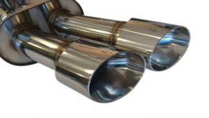 アウディ A6 C7 マフラー